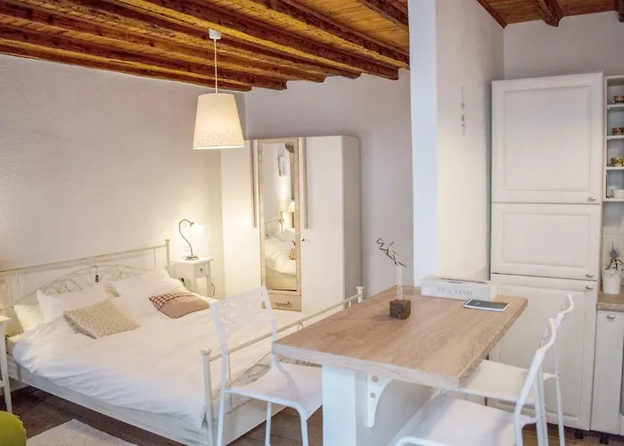 Romantic Studios