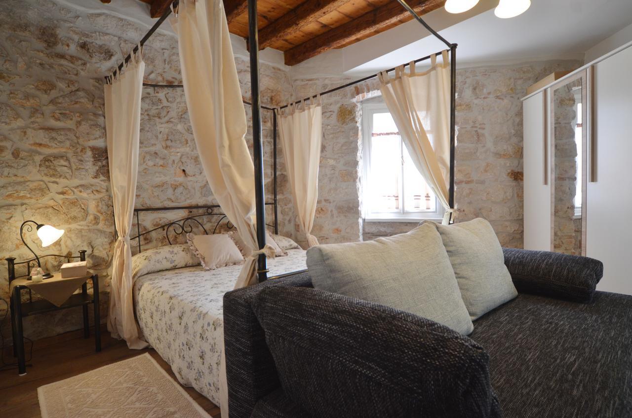 Apartment Romantic