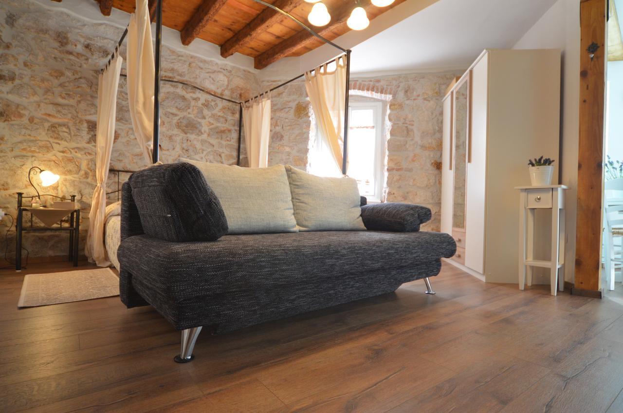 Apartment Romantic