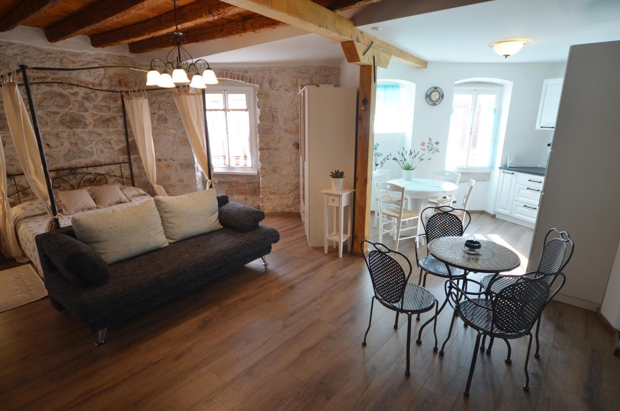 Apartment Romantic *